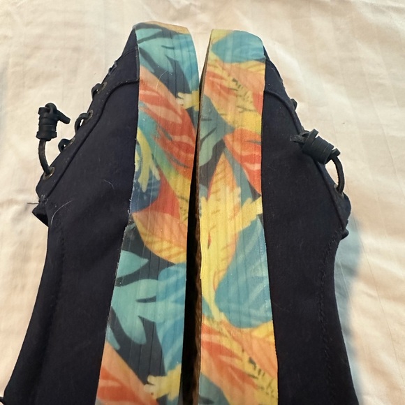 Sperry Women's Crest Vibe Floral Coral/Navy Platform Sneakers Size 8.5 - Picture 5 of 7